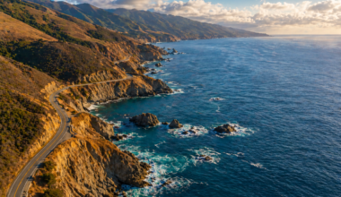 road trips california pacific coast highway ocean view Big Sur cliffs